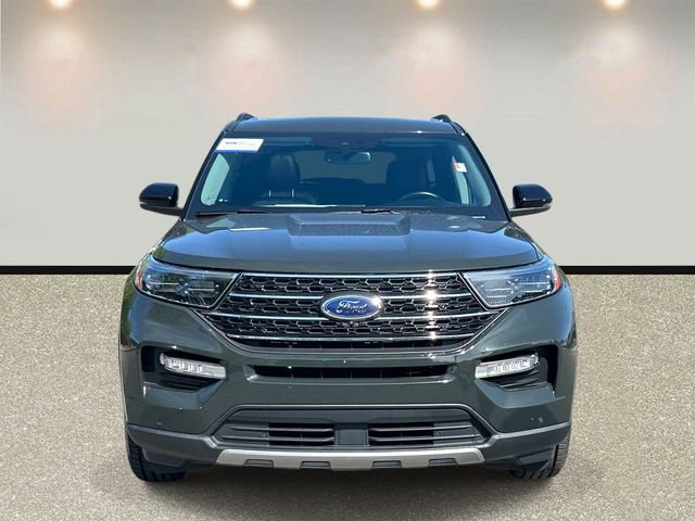 Certified 2023 Ford Explorer XLT w/ Equipment Group 202A AWD/4WD image 2