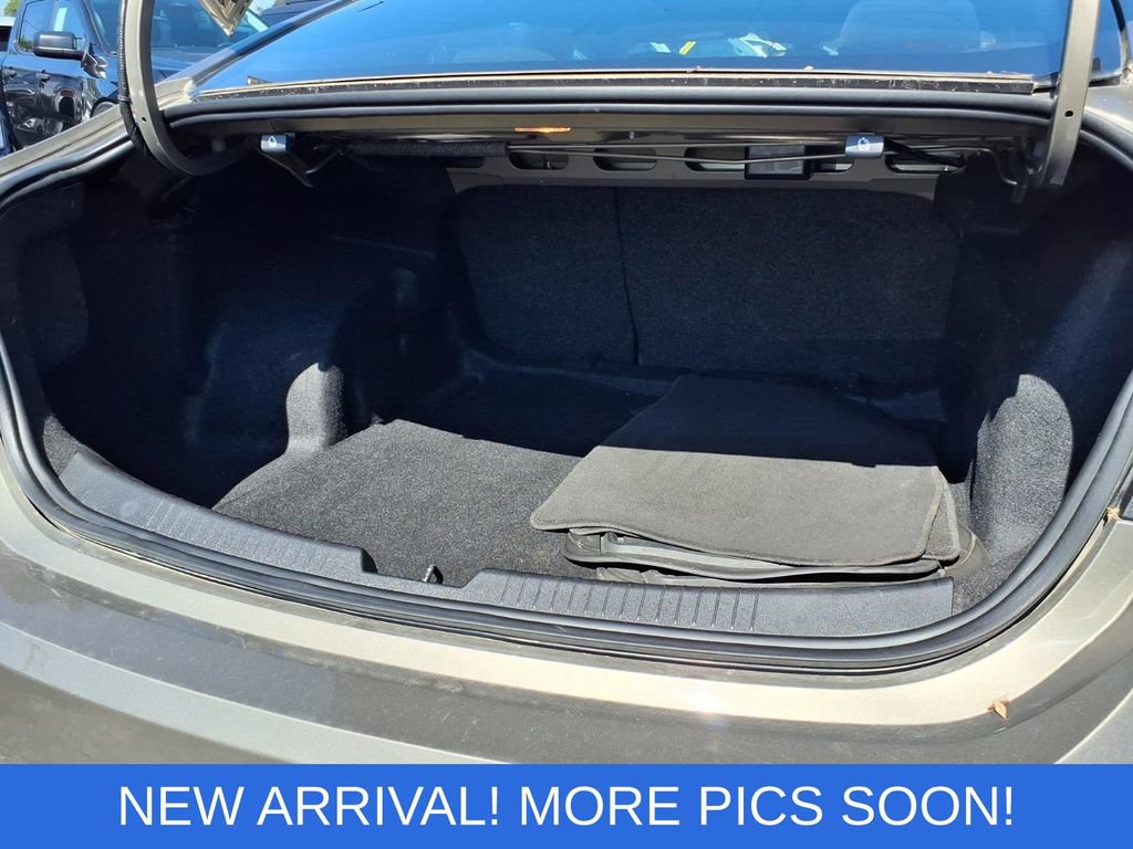 Used 2020 Chevrolet Malibu LT FWD image 19