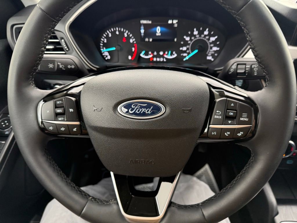 Certified 2022 Ford Escape SEL image 26