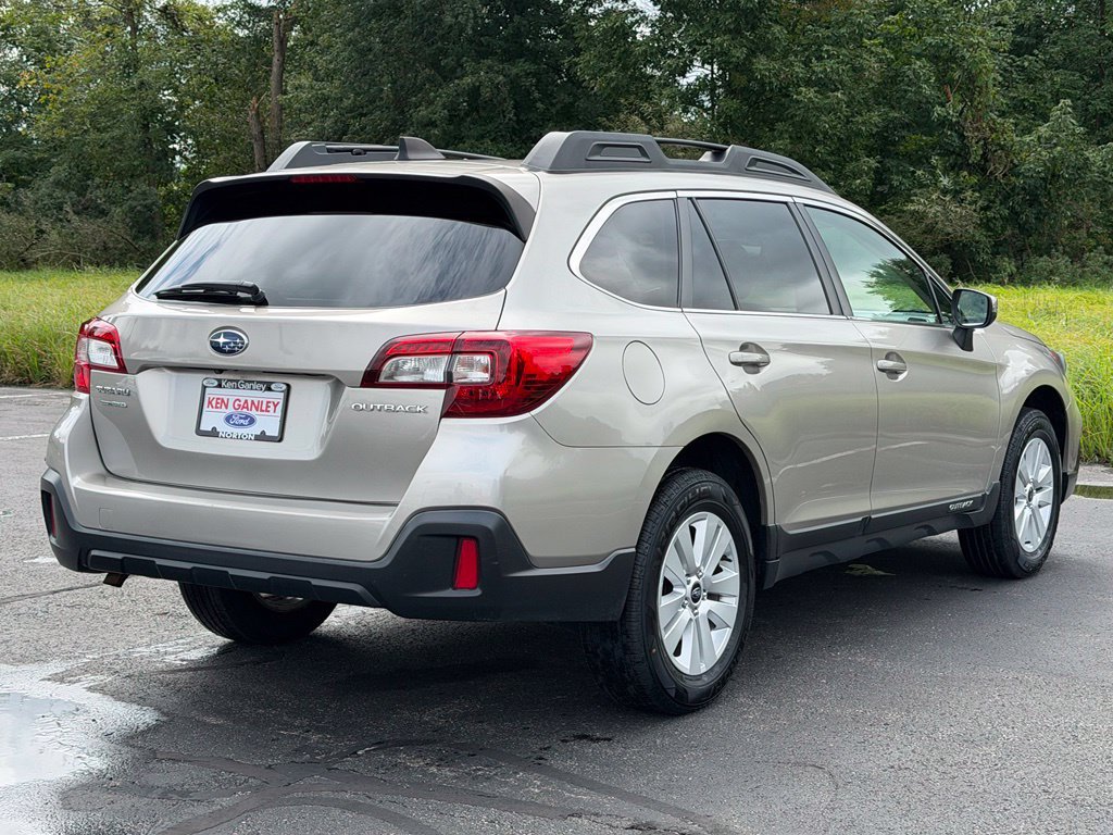 Used 2019 Subaru Outback 2.5i Premium AWD/4WD image 8