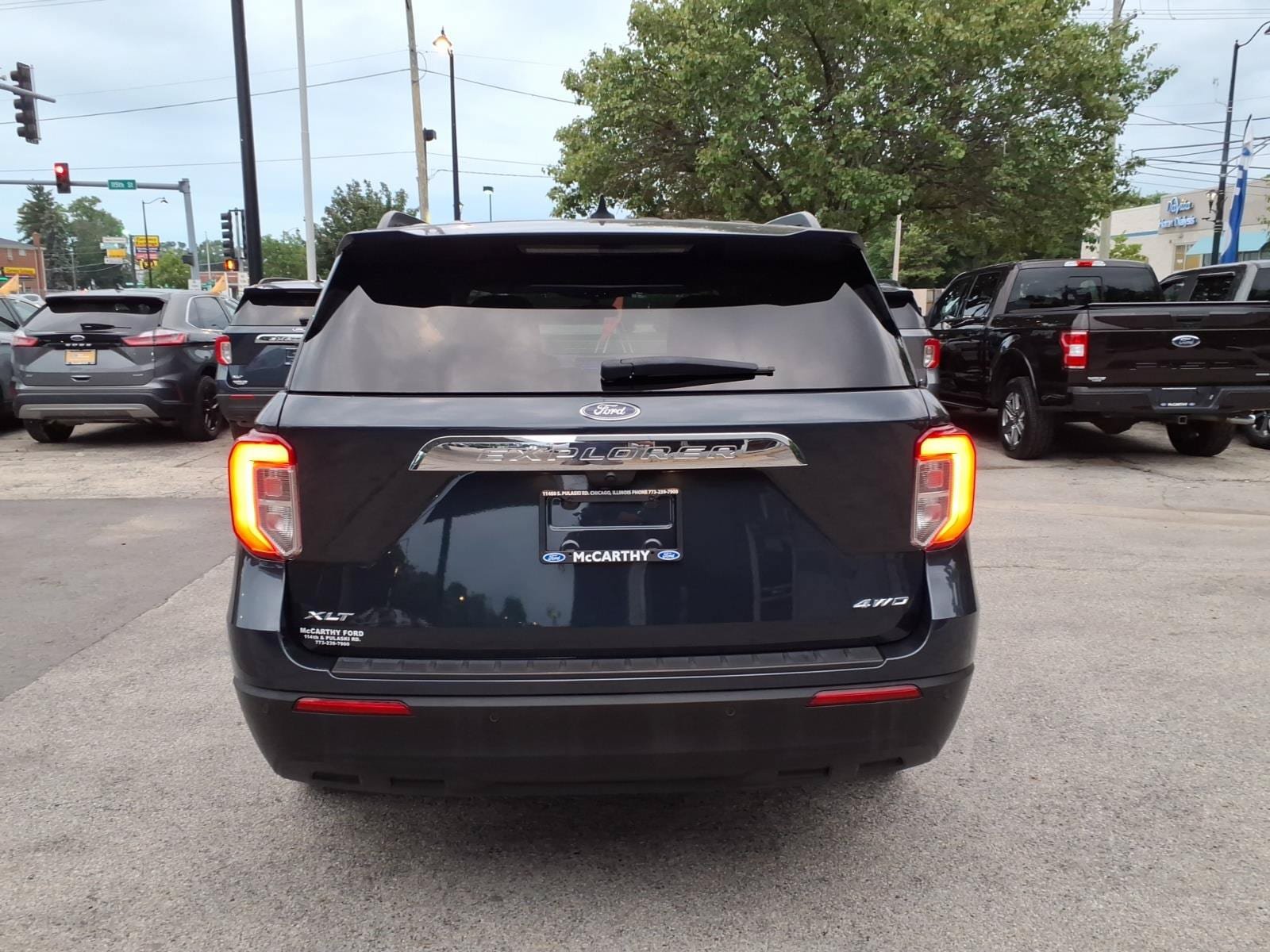Certified 2023 Ford Explorer XLT AWD/4WD image 4