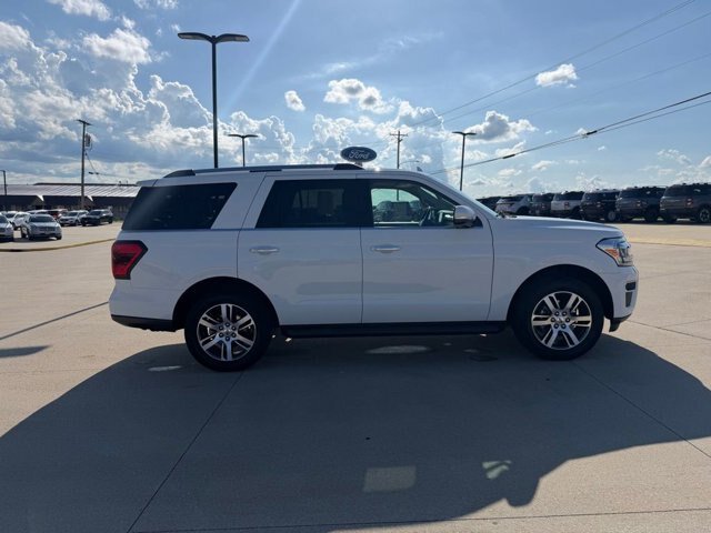 Certified 2024 Ford Expedition Limited AWD/4WD image 4