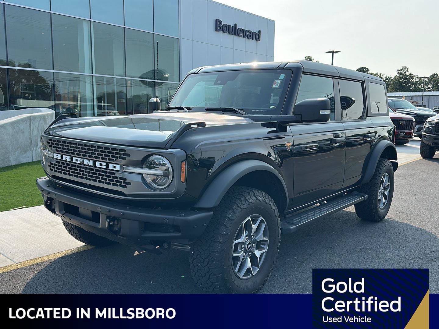 Certified 2024 Ford Bronco Badlands AWD/4WD image 1