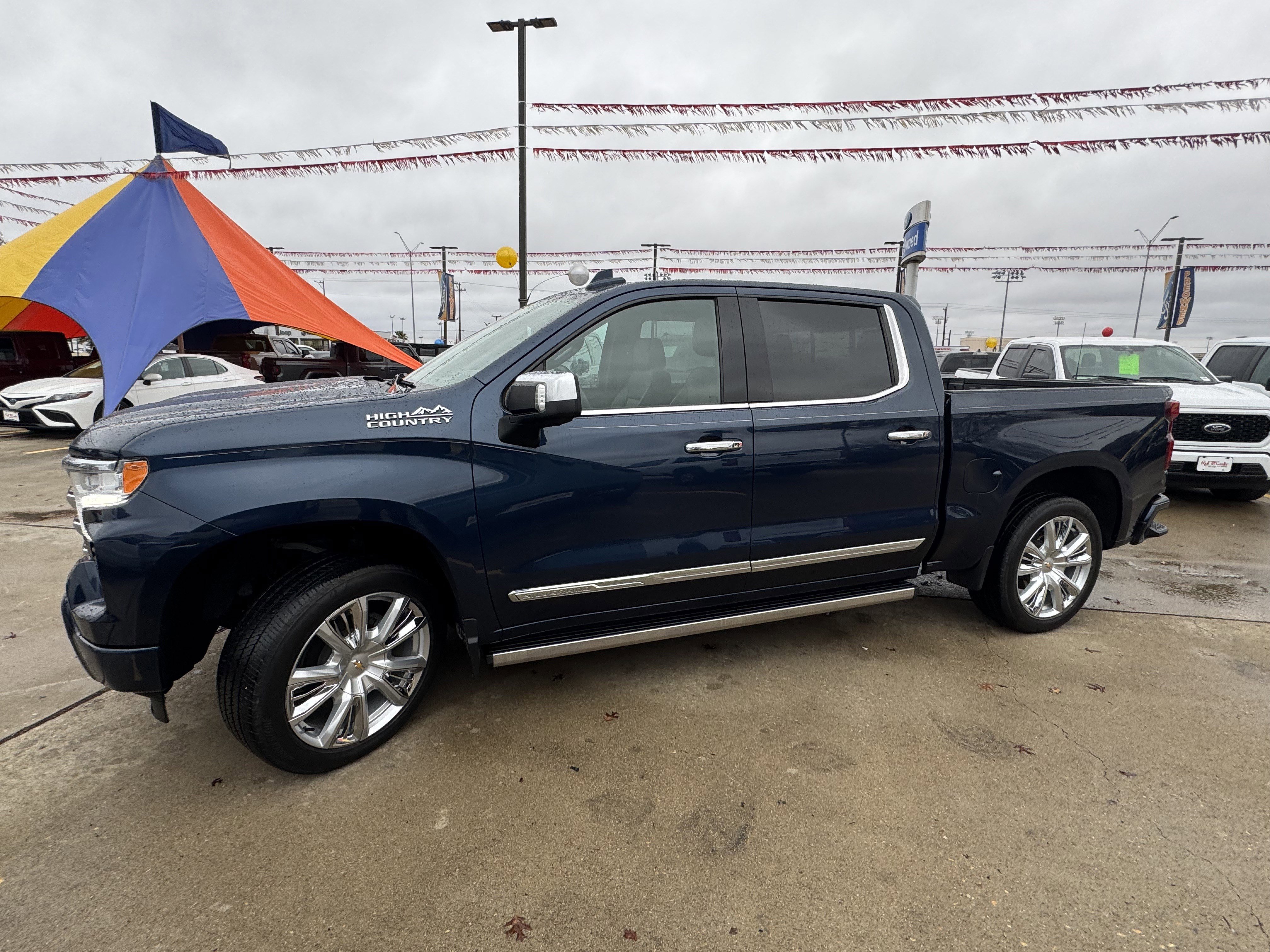 Used 2023 Chevrolet Silverado 1500 High Country w/ High Country Premium Package image 8