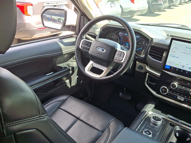 Certified 2024 Ford Expedition XLT AWD/4WD image 14