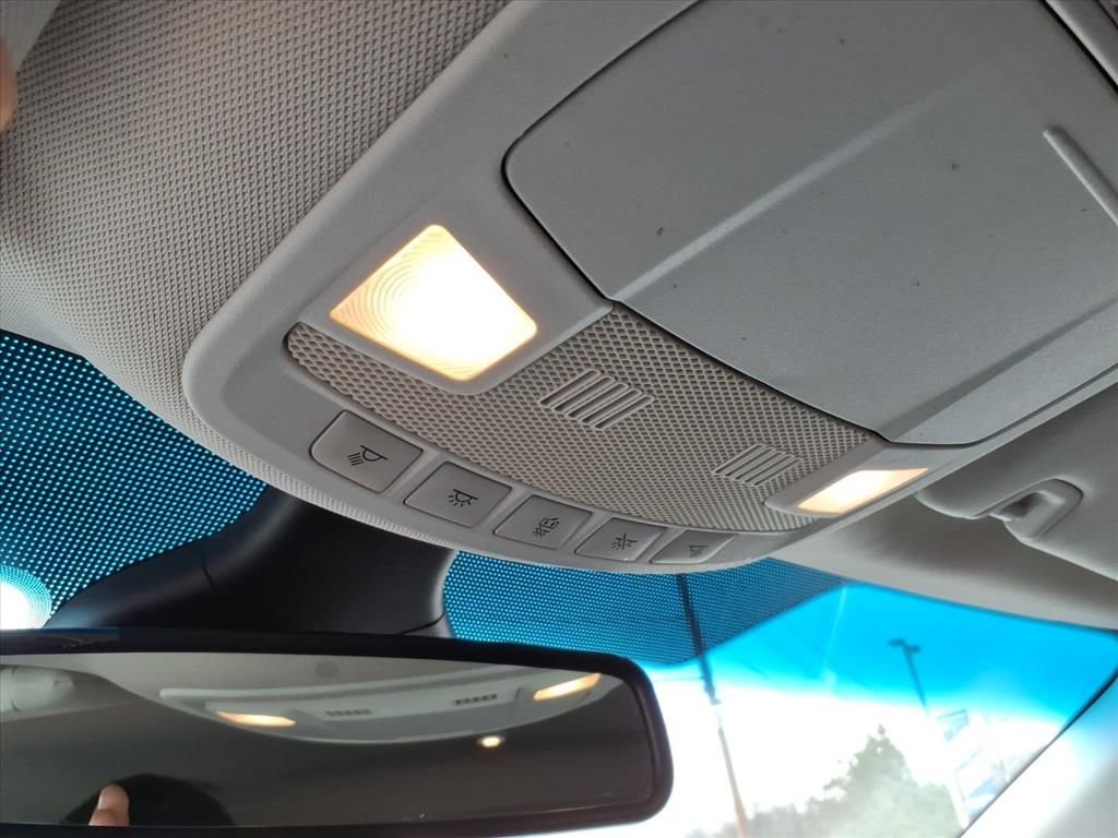 Certified 2020 Ford Edge SEL image 21