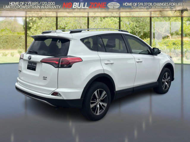 Used 2018 Toyota RAV4 XLE w/ Plus Extra Value Package AWD/4WD image 5