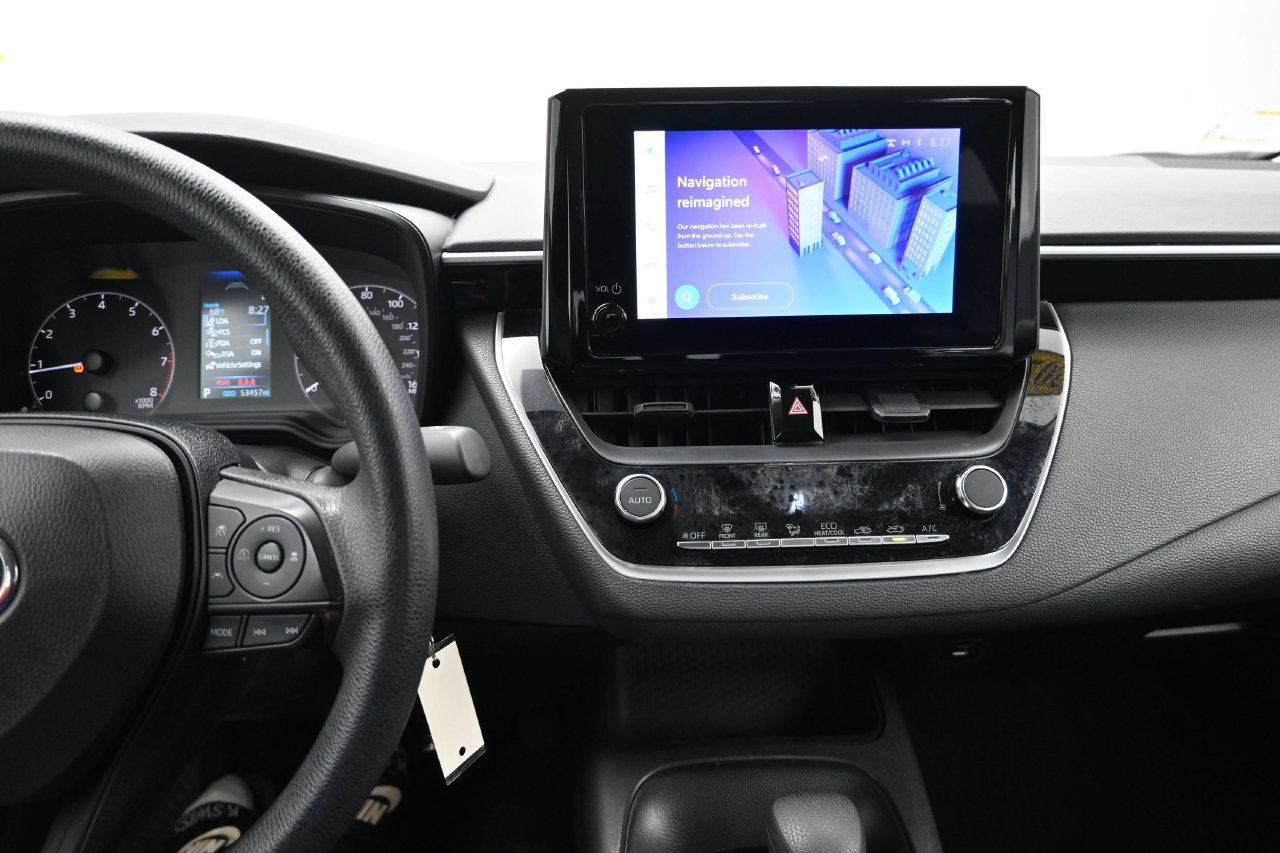 Used 2024 Toyota Corolla LE FWD image 31