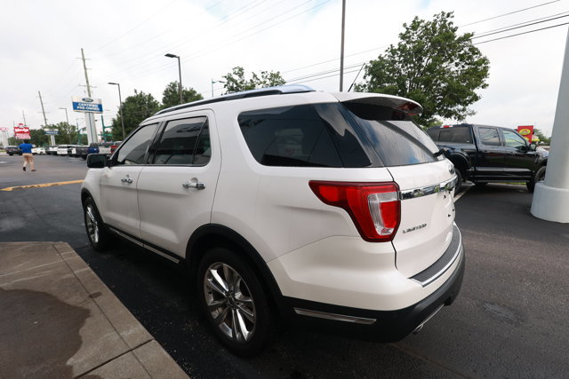 Certified 2019 Ford Explorer Limited w/ Ford Safe & Smart Package FWD image 5