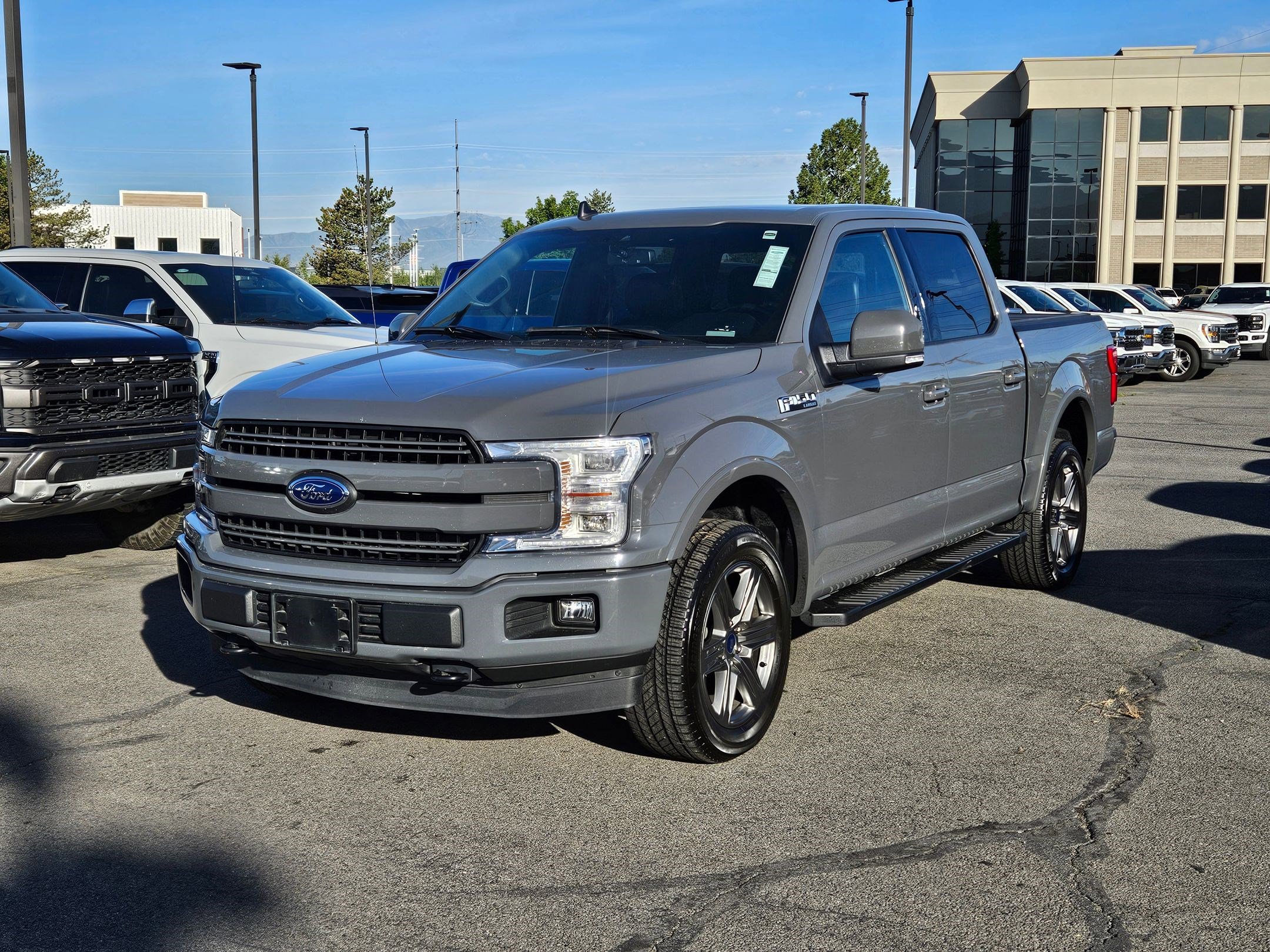 Certified 2020 Ford F150 Lariat w/ Equipment Group 502A Luxury AWD/4WD image 24