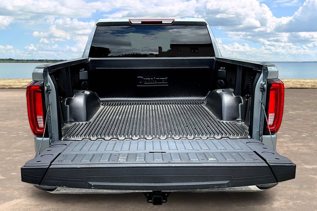 Used 2026 GMC Sierra 1500 SLT AWD/4WD image 9