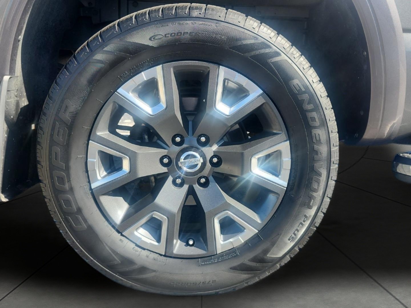 Used 2021 Nissan Titan Platinum Reserve w/ Moonroof Package AWD/4WD image 8