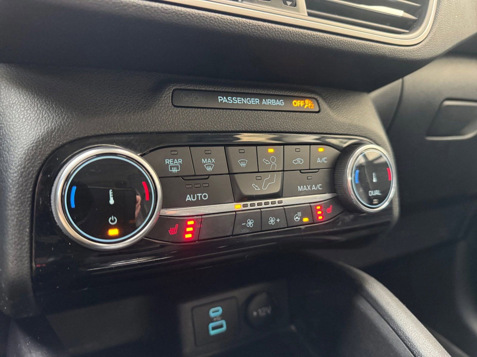 Certified 2022 Ford Escape SEL image 22