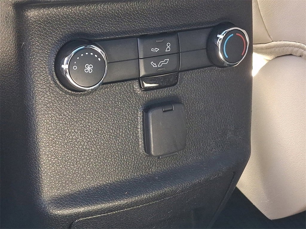 Certified 2019 Ford Explorer XLT w/ Equipment Group 202A image 11