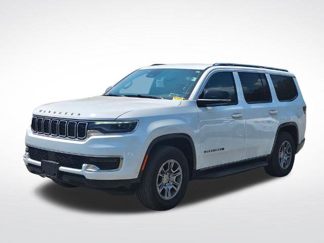 Used 2023 Jeep Wagoneer 4WD image 2