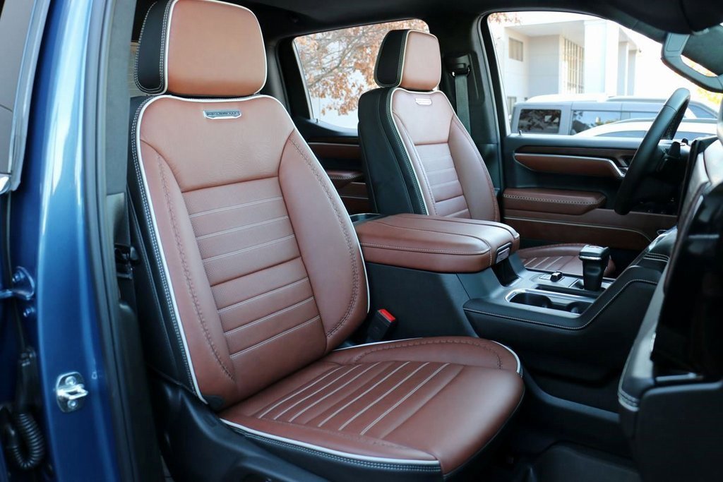 Used 2025 GMC Sierra 1500 Denali Ultimate image 40