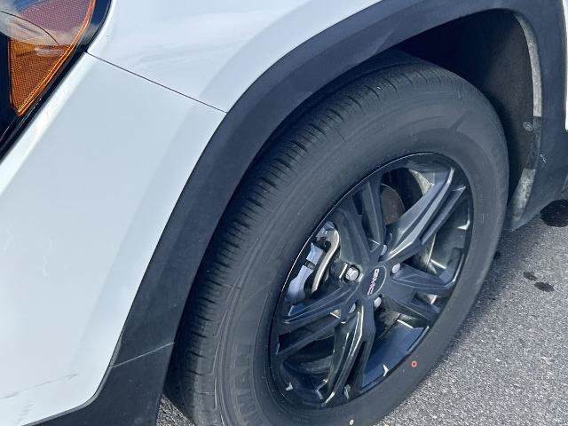 Used 2024 GMC Terrain AT4 AWD/4WD image 27