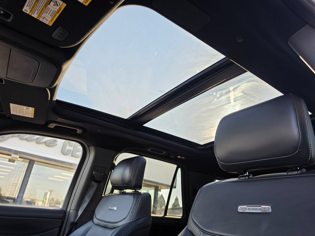 Certified 2025 Ford Expedition Max Platinum w/ Stealth Performance Package AWD/4WD image 18