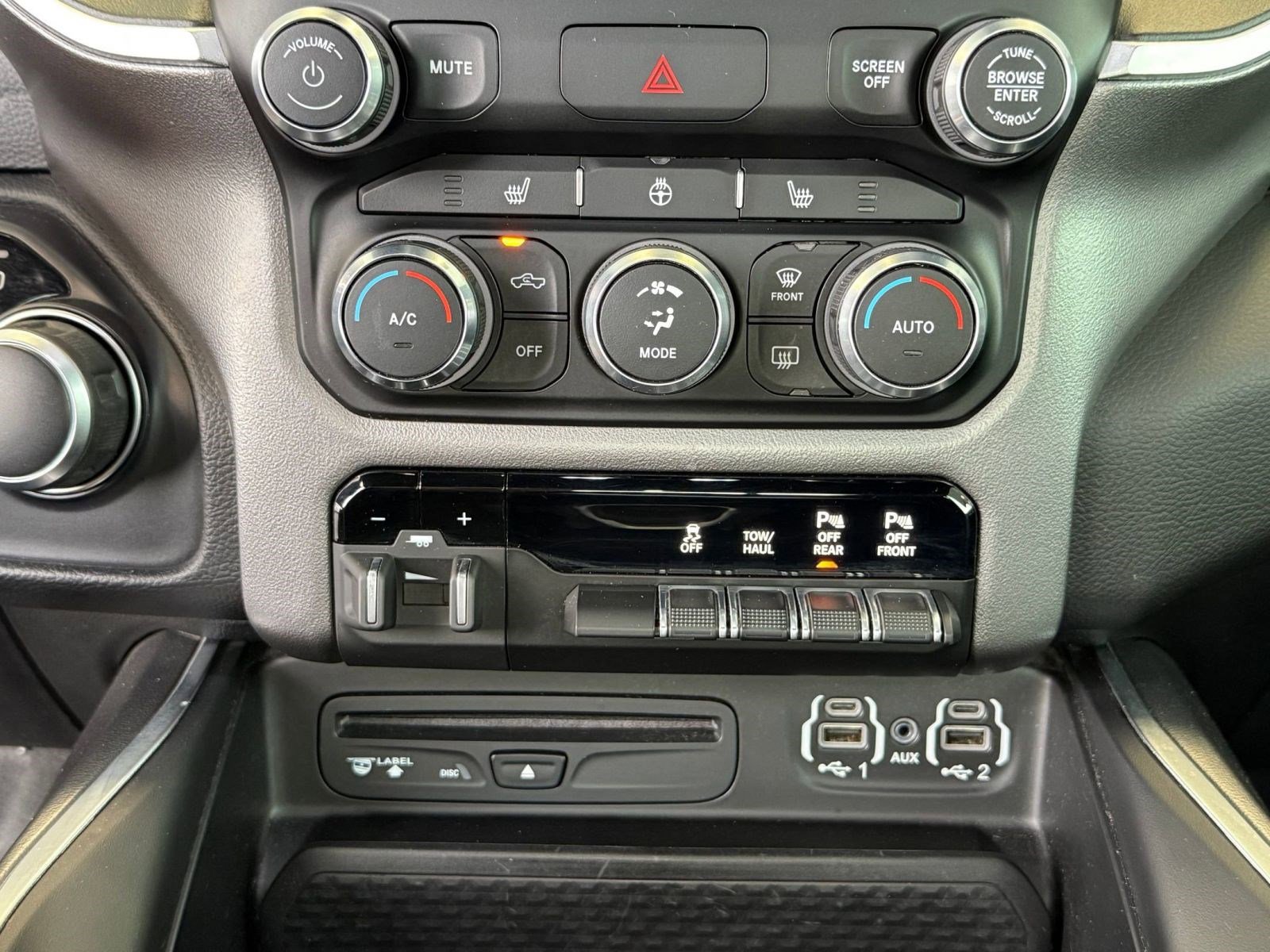 Used 2019 RAM 1500 Big Horn AWD/4WD image 20