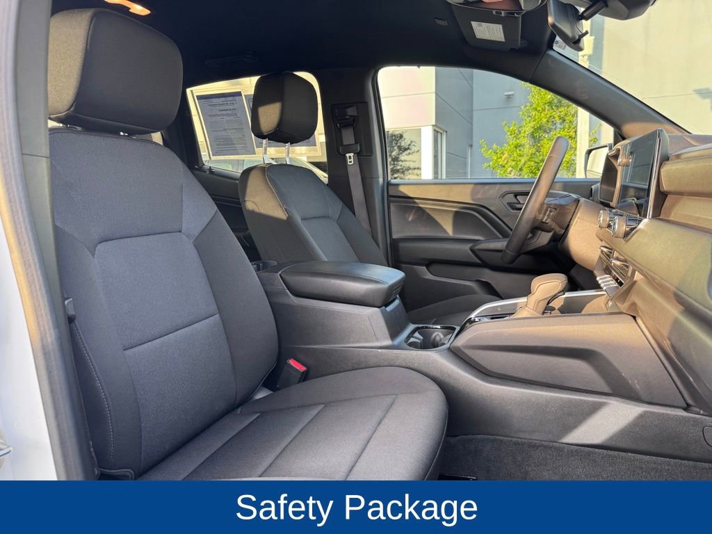 Used 2024 Chevrolet Colorado Trail Boss w/ Technology Package image 18