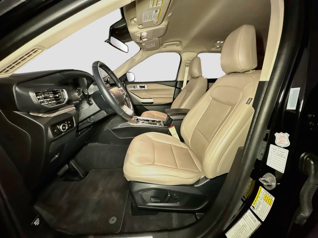 Certified 2023 Ford Explorer Limited AWD/4WD image 17