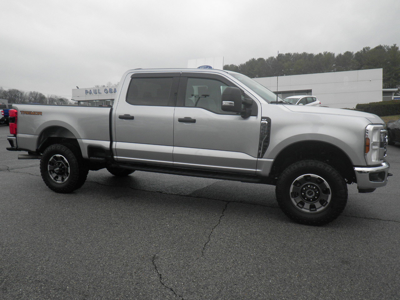 Certified 2024 Ford F350 XLT w/ Tremor Off-Road Package image 6