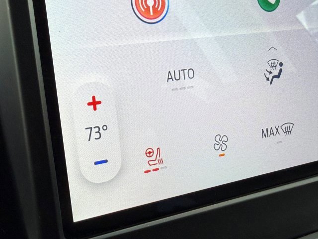 Certified 2024 Ford Edge Titanium image 31