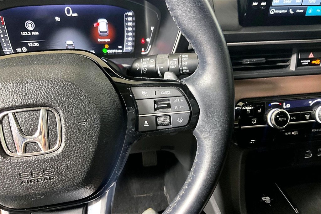 Used 2025 Honda Pilot Elite image 15