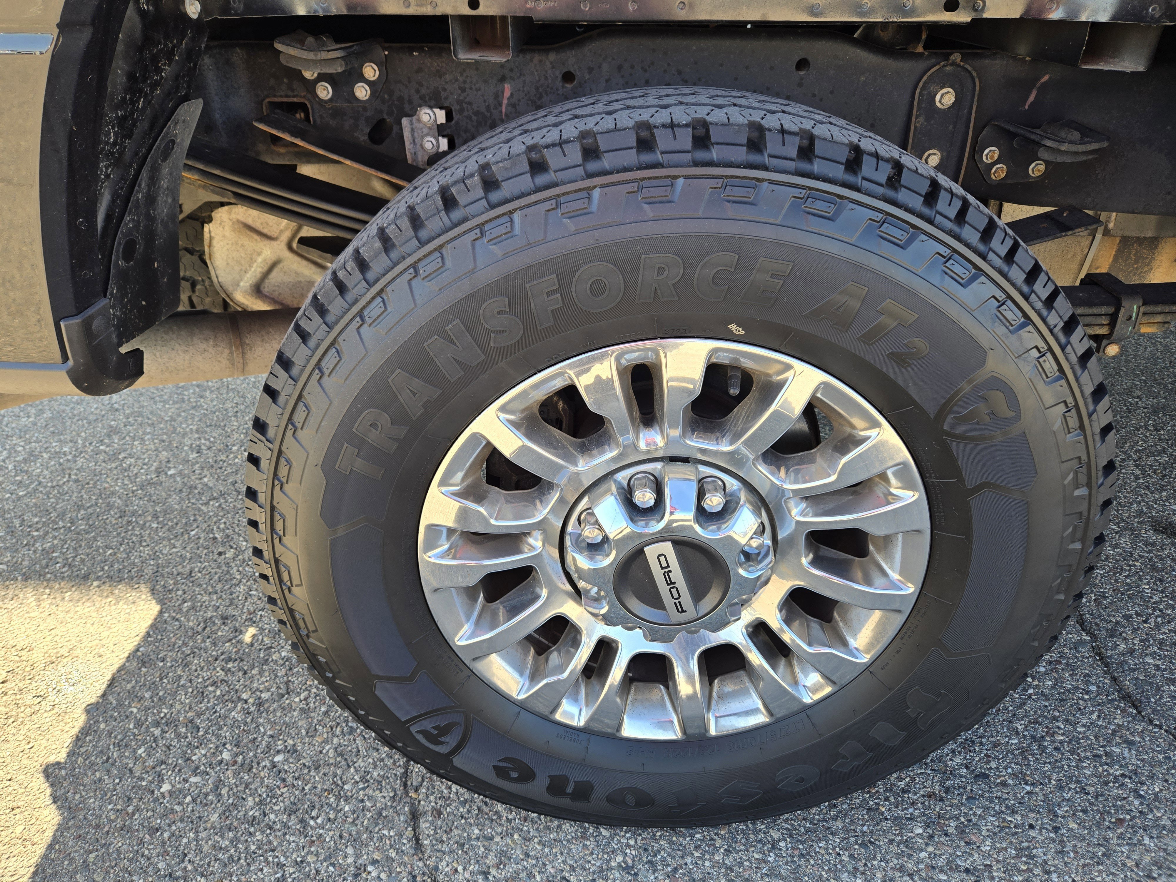 Certified 2022 Ford F350 Lariat w/ Chrome Package image 17