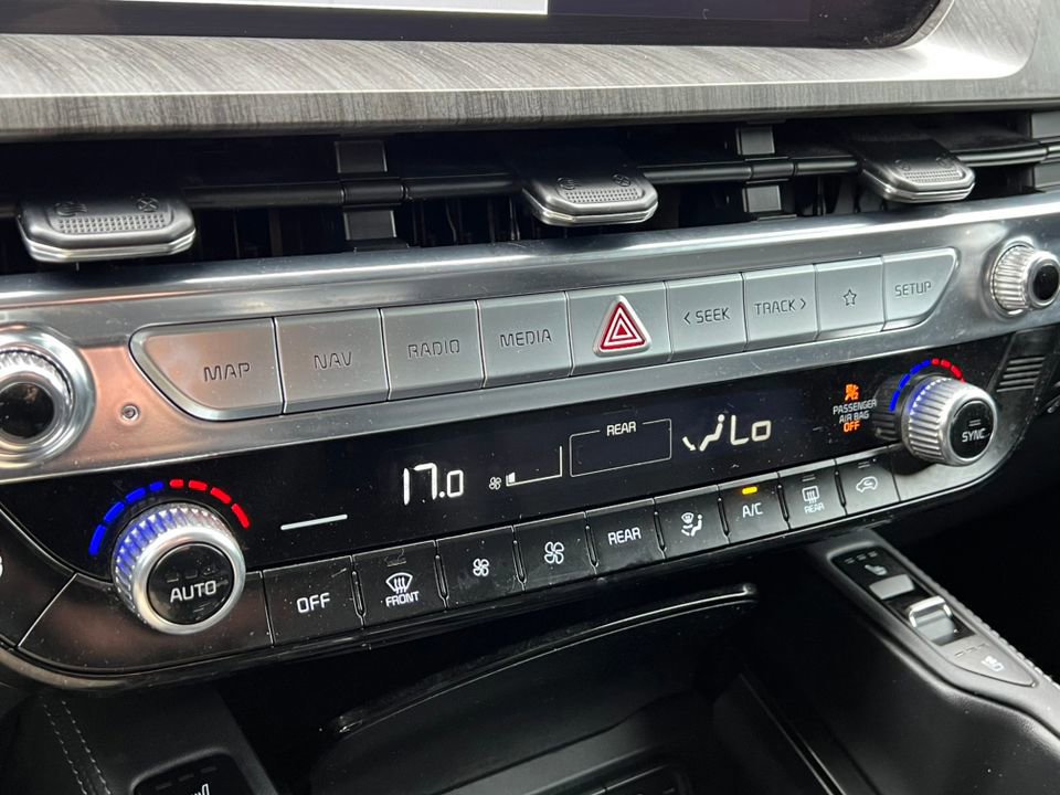 Used 2023 Kia Telluride SX image 32