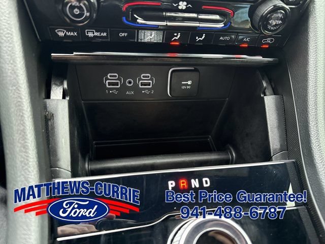 Used 2024 Jeep Grand Cherokee Limited w/ Black Appearance Package RWD image 20