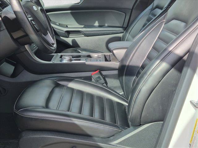 Certified 2022 Ford Edge SEL AWD/4WD image 12