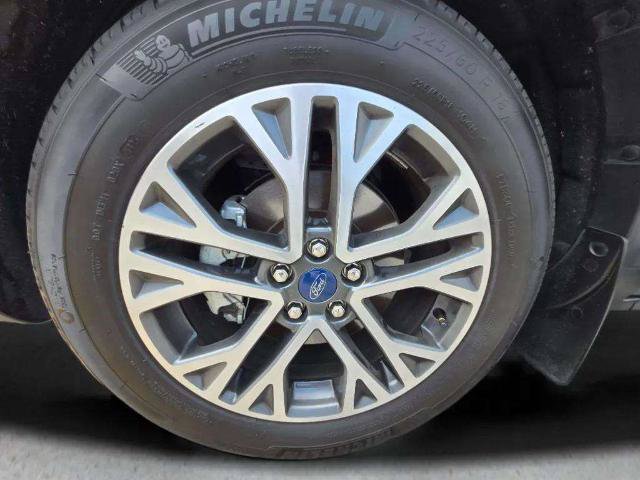 Certified 2020 Ford Escape SEL AWD/4WD image 32