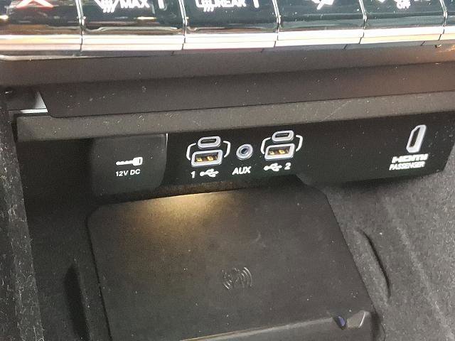 Used 2023 Jeep Grand Wagoneer Series II image 25