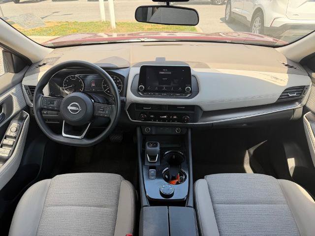 Used 2023 Nissan Rogue SV AWD/4WD image 13
