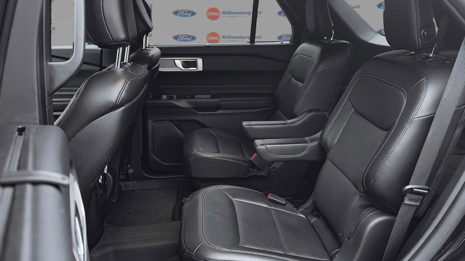 Certified 2020 Ford Explorer Limited w/ Class III Trailer Tow Package image 6