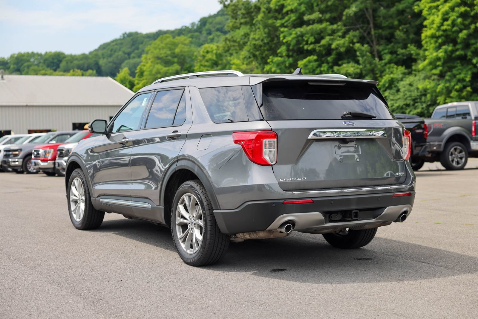 Certified 2023 Ford Explorer Limited w/ Limited Technology Package AWD/4WD image 7