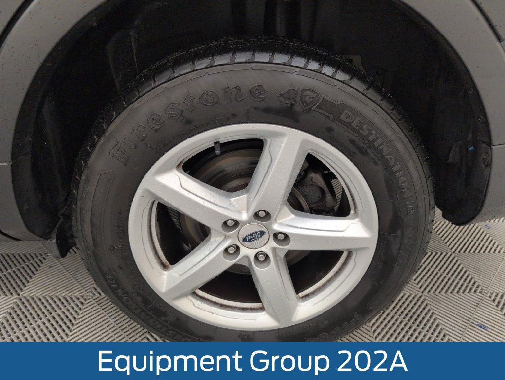 Certified 2019 Ford Explorer XLT w/ Equipment Group 202A FWD image 20