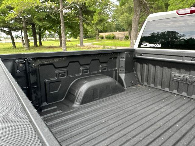 Used 2025 GMC Sierra 1500 AT4 AWD/4WD image 32