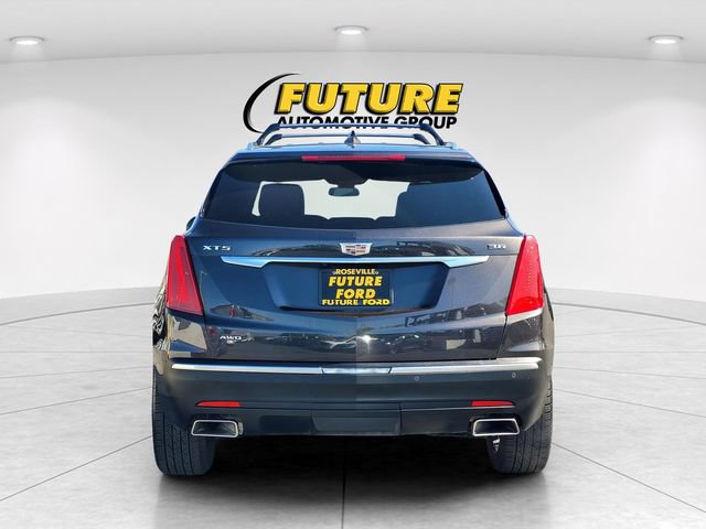 Used 2017 Cadillac XT5 Premium Luxury w/ Driver Assist Package AWD/4WD image 5