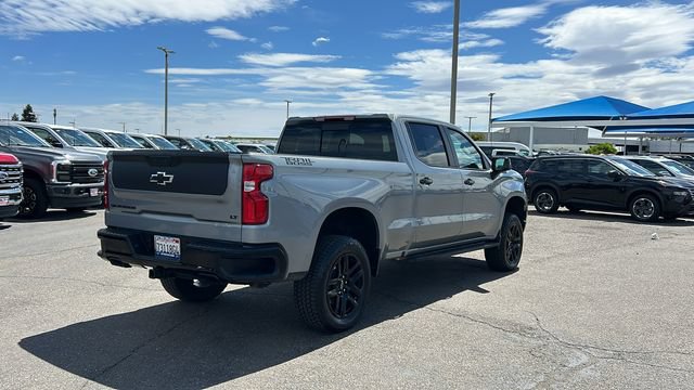 Used 2025 Chevrolet Silverado 1500 LT Trail Boss w/ Convenience Package II AWD/4WD image 3