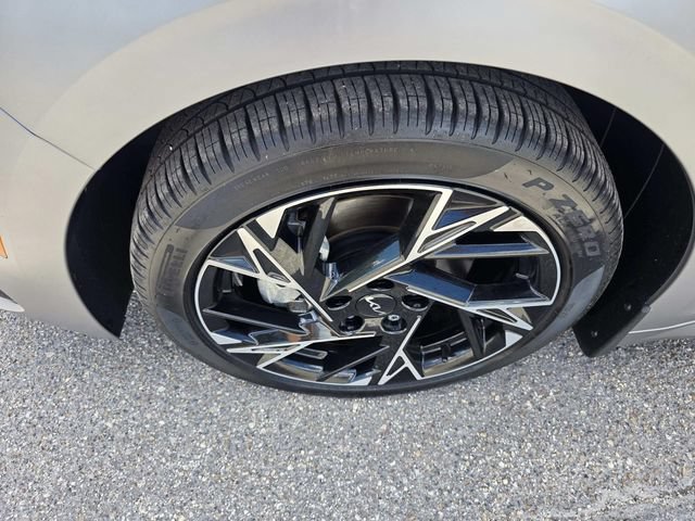 Used 2025 Kia K5 GT-Line w/ GT-Line Premium Package AWD/4WD image 11