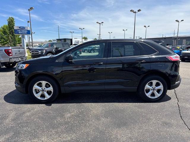 Certified 2020 Ford Edge SE FWD image 3