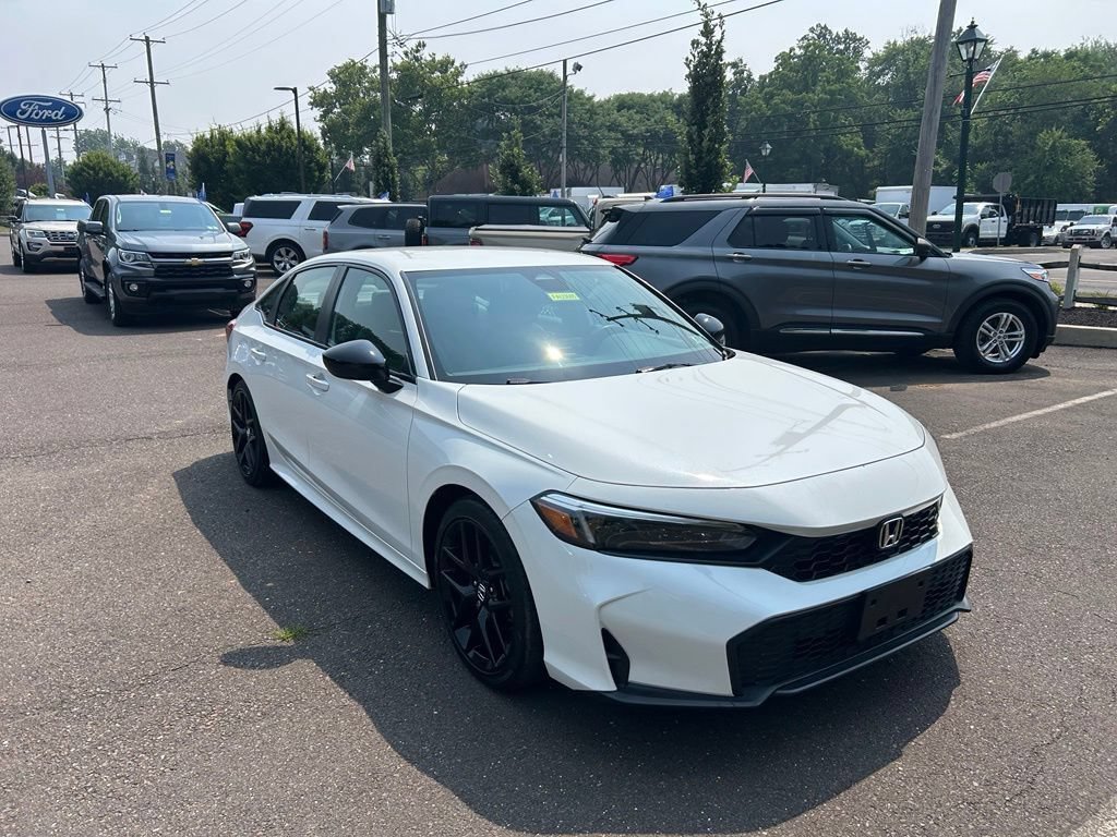 Used 2025 Honda Civic Sport image 3