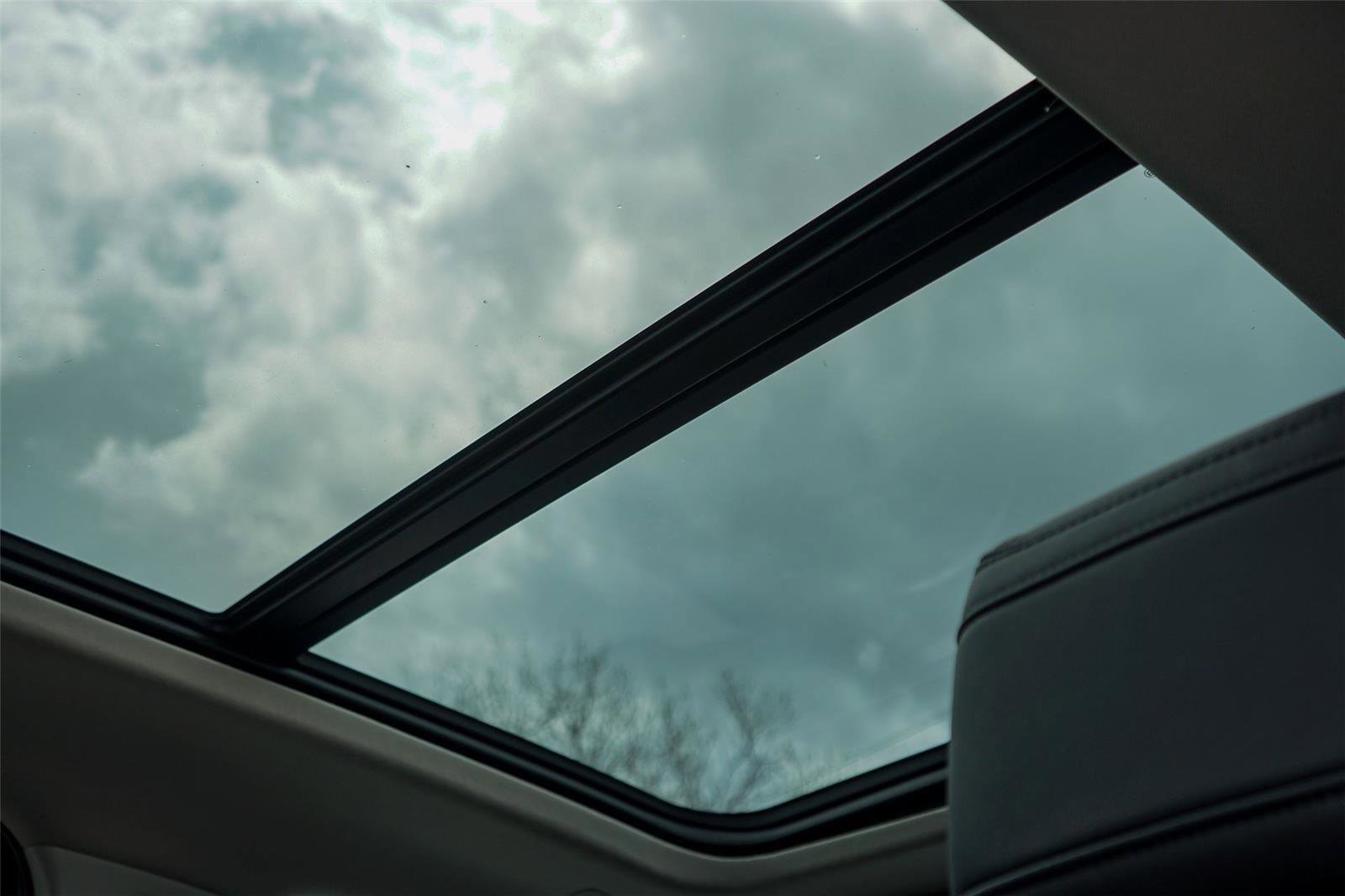 Used 2024 Toyota Tundra Limited image 32