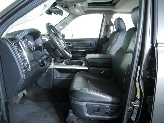 Used 2017 RAM 2500 Laramie AWD/4WD image 19
