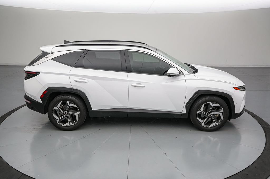 Used 2024 Hyundai Tucson Limited FWD image 3