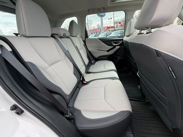 Used 2024 Subaru Forester Premium AWD/4WD image 17