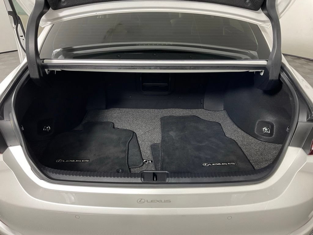 Used 2024 Lexus ES 350 w/ Premium Package FWD image 11