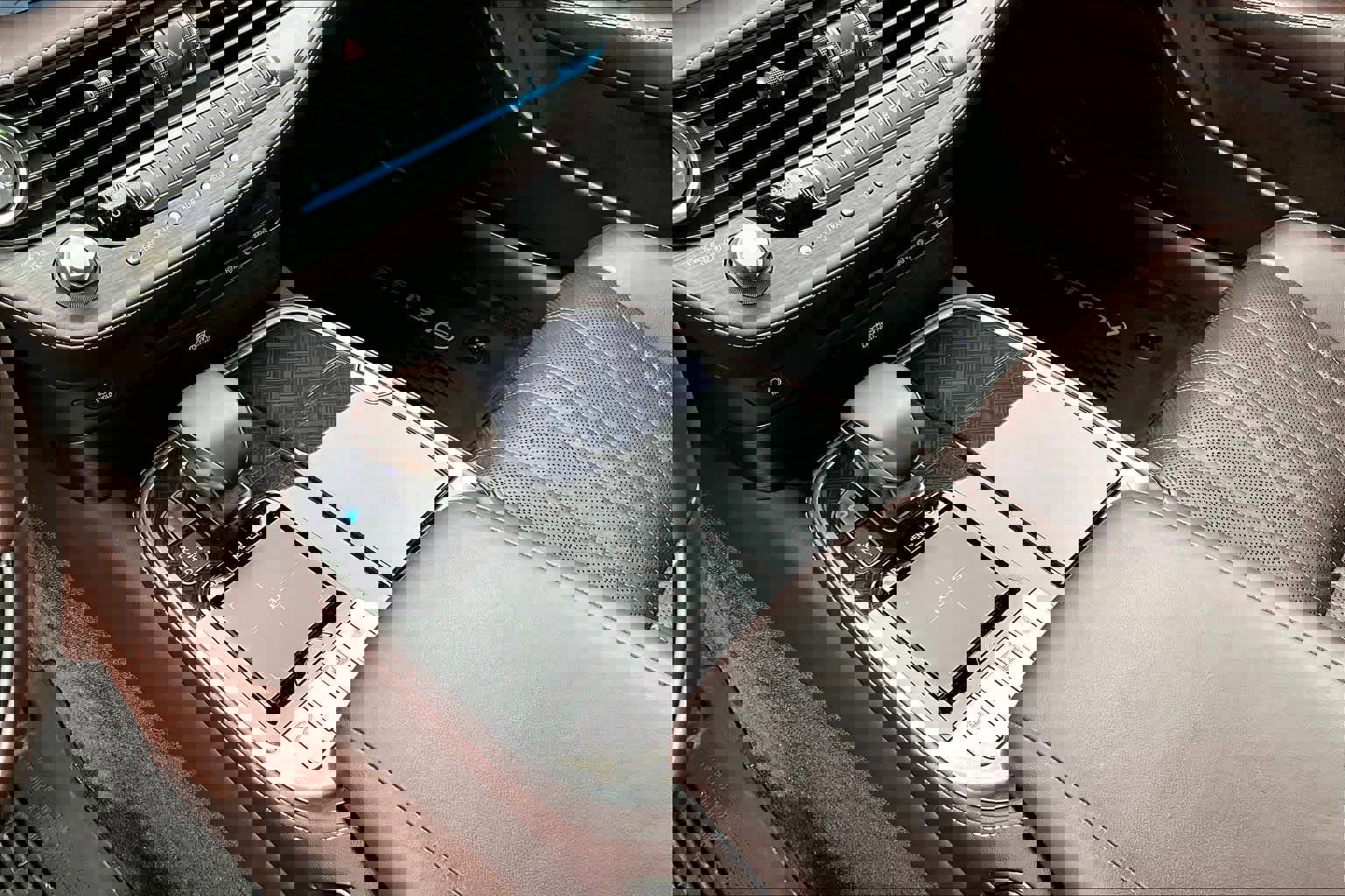 Used 2020 Lexus LS 500 w/ Interior Upgrade Package image 18